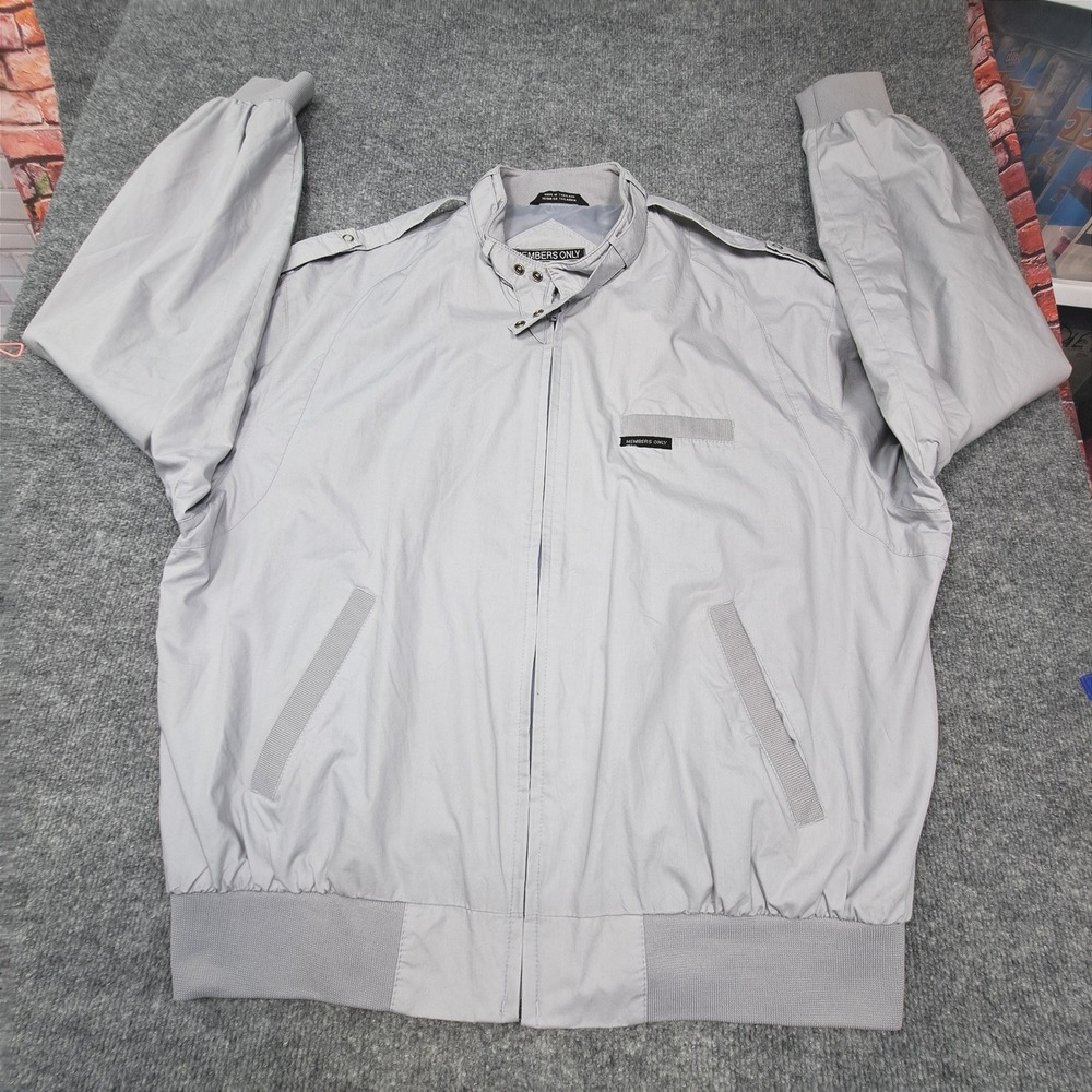 Members Only Mens Iconic Racer Jacket Light Gray Windbreaker Size L RN 28593